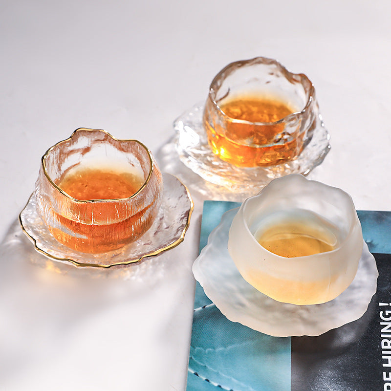 Service à thé avec tasse en verre