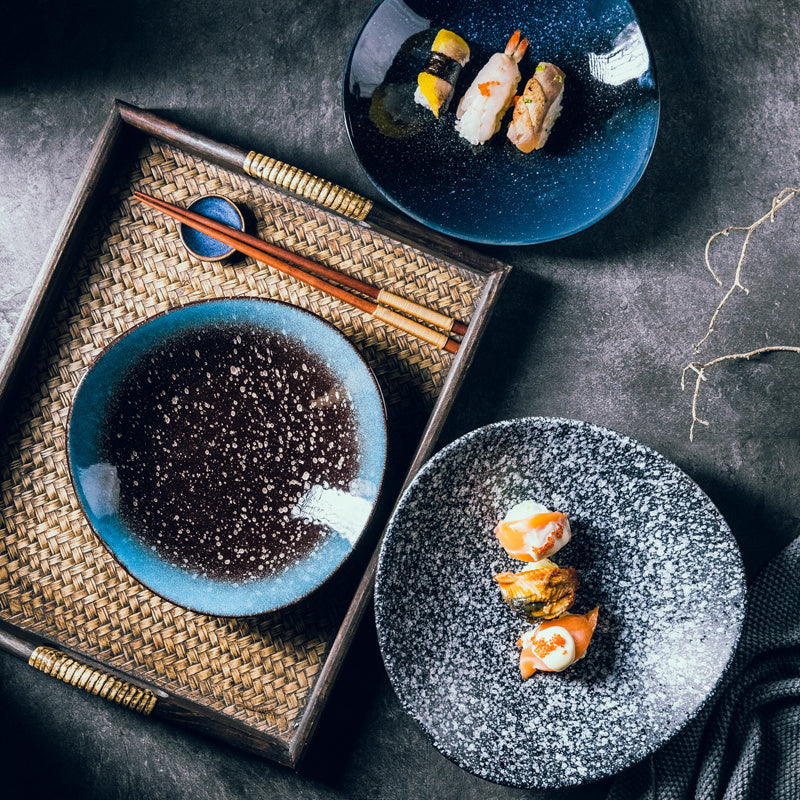 Piatto in porcellana blu