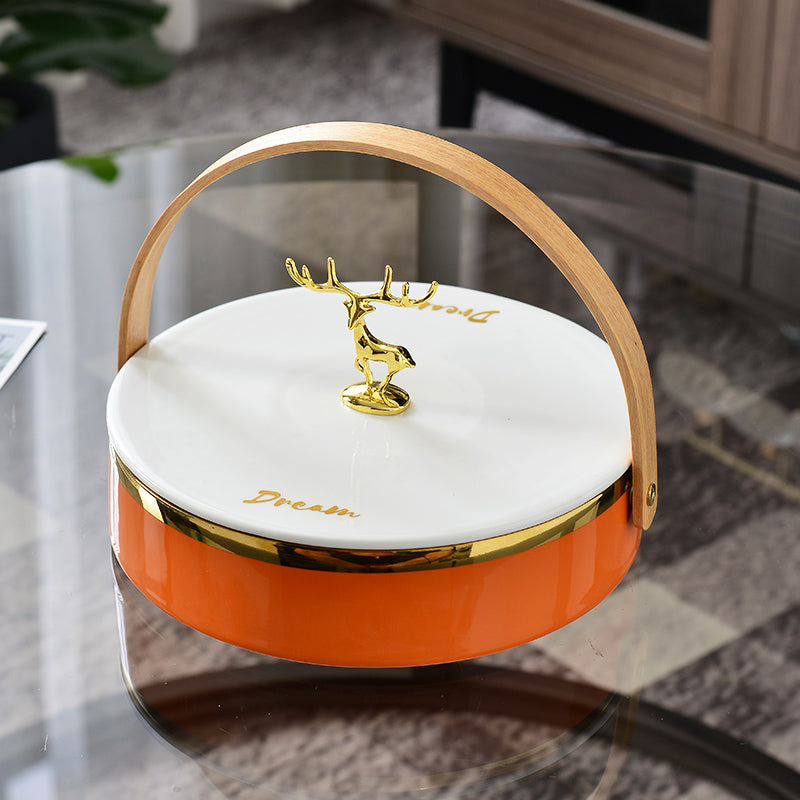 Set in ceramica con piatto, posacenere e scatola porta fazzoletti