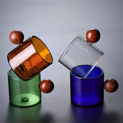 Bicchiere con Manico in Legno