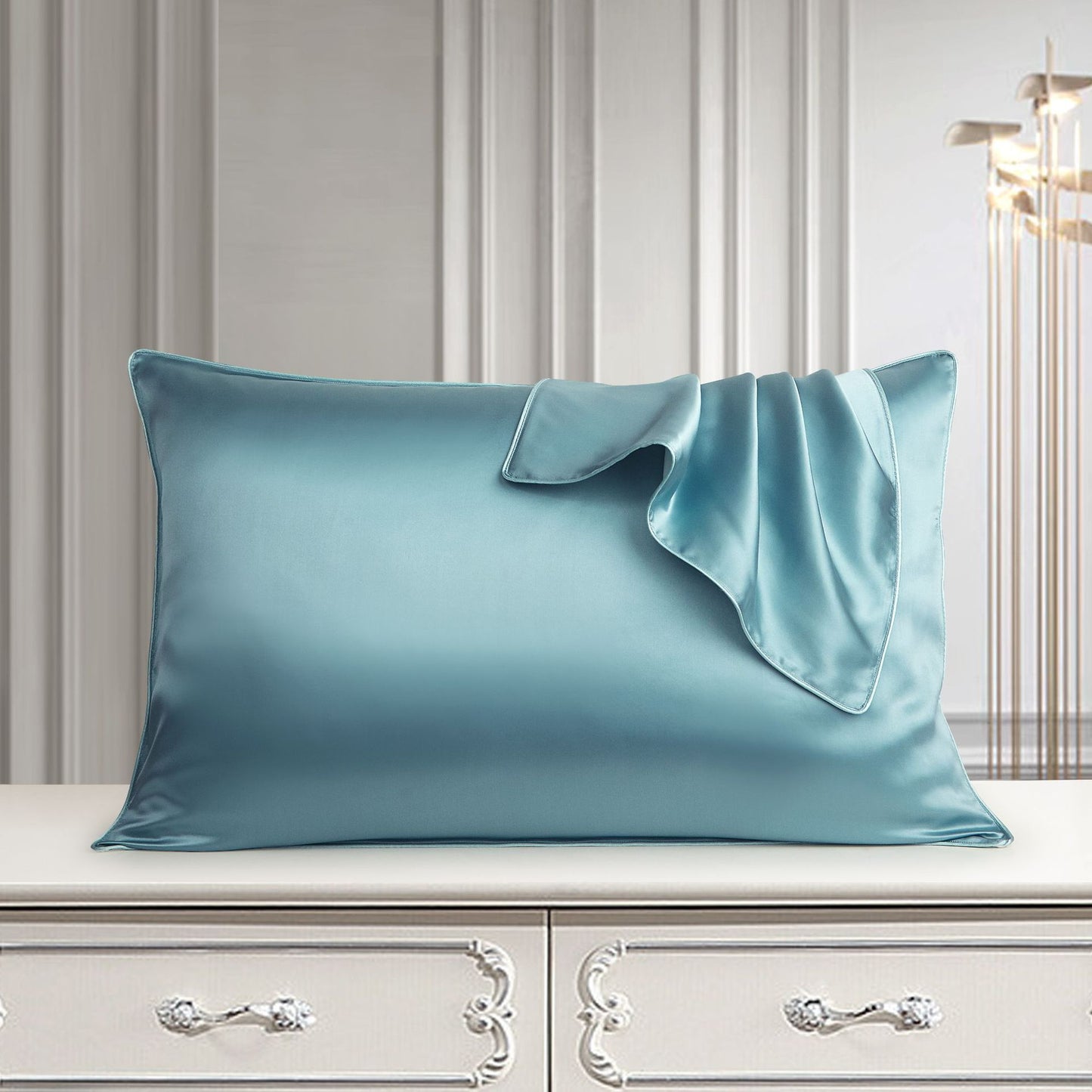 Silk pillowcase