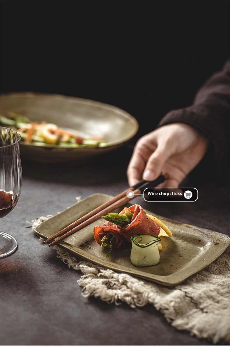 Piatto in ceramica retrò