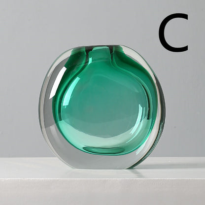 Vaso moderno in vetro