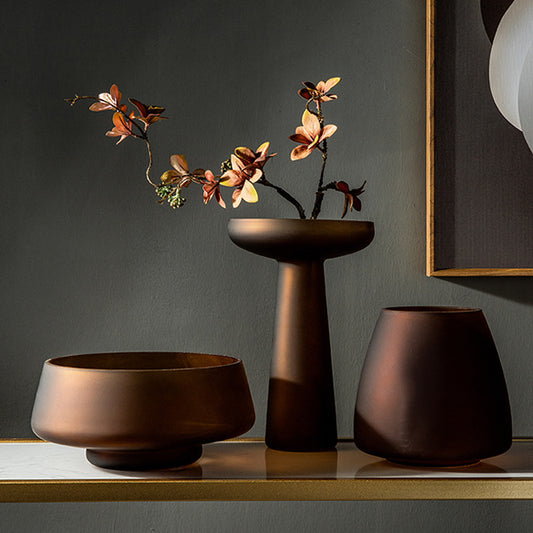 Decorazione vaso in vetro color caffè opaco