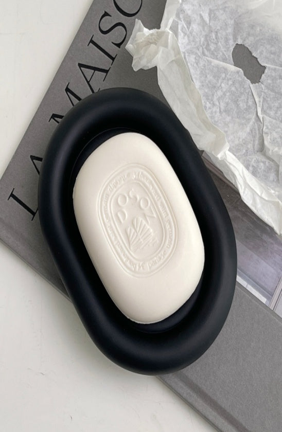 Contenitore di sapone e saponetta