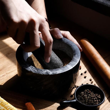 Mortier et pilon en pierre